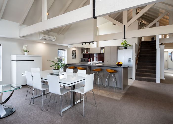  at 12/2 Manor Place, Dunedin Central, Dunedin