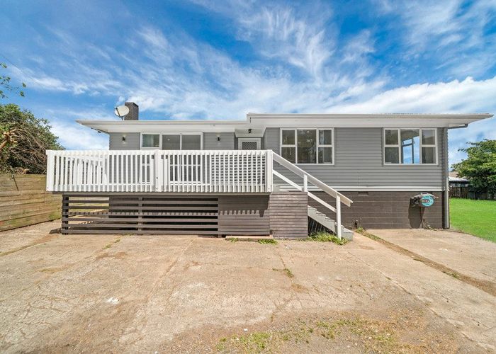  at 11 Thompson Terrace, Manurewa, Manukau City, Auckland