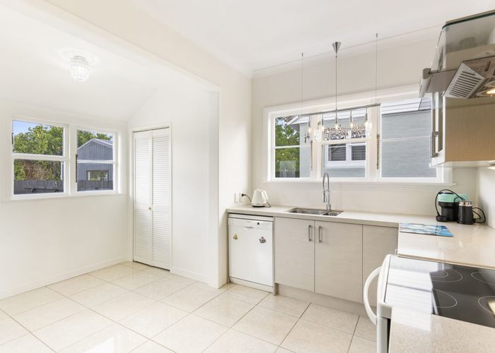  at 31 Tasman Avenue, Mount Albert, Auckland