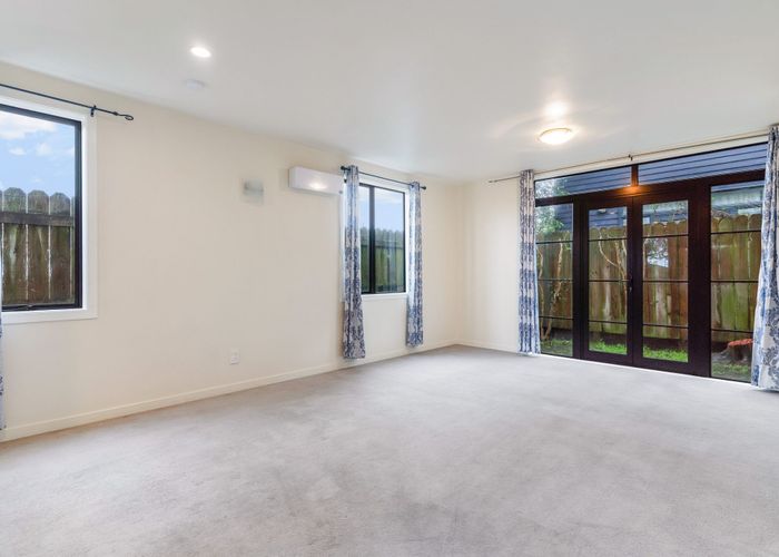  at 28 Saintly Lane, Avondale, Auckland City, Auckland