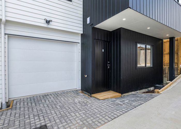 at 49a Vera Road, Te Atatu South, Waitakere City, Auckland