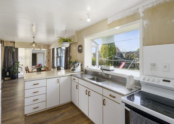  at 7 Otaki Place, Westbrook, Palmerston North