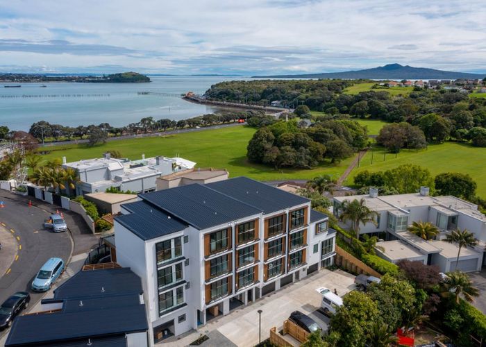  at 6/32 Karori Crescent, Orakei, Auckland City, Auckland