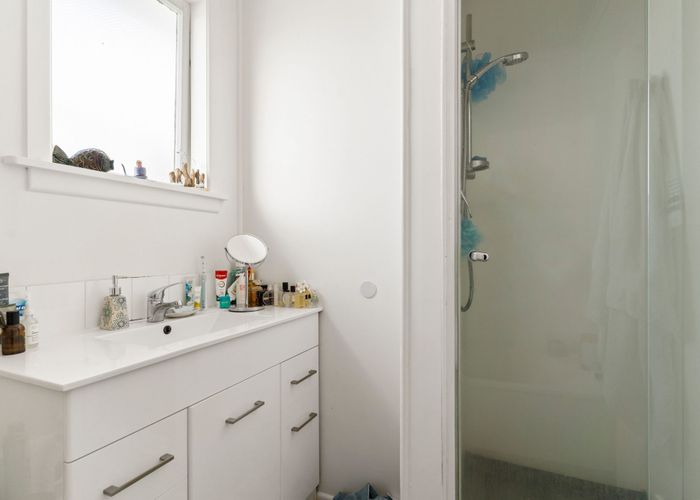  at 96 Park Rise, Campbells Bay, Auckland