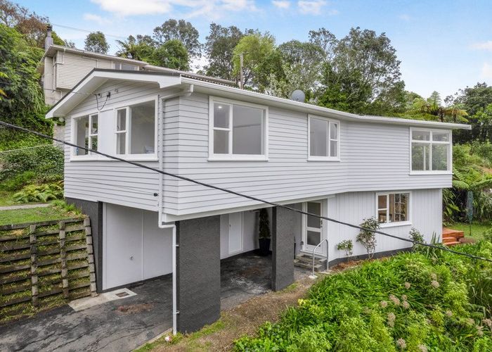  at 22 Hollies Cres, Johnsonville, Wellington