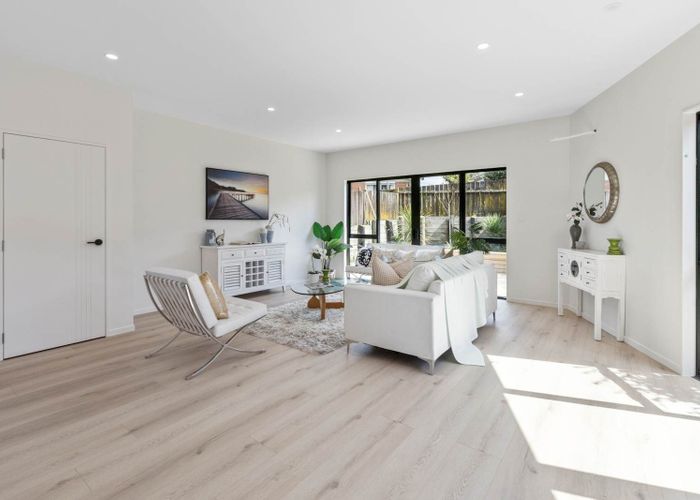  at 7B Titirangi Road, New Lynn, Waitakere City, Auckland