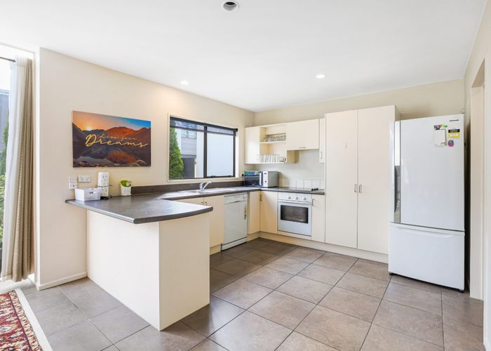  at 2/44 London Street, Richmond, Christchurch