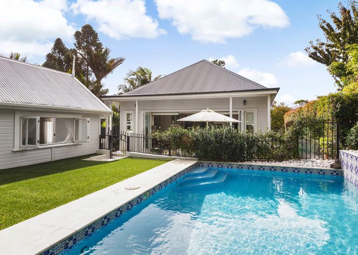  at 8 King Edward St, Mount Eden, Auckland City, Auckland