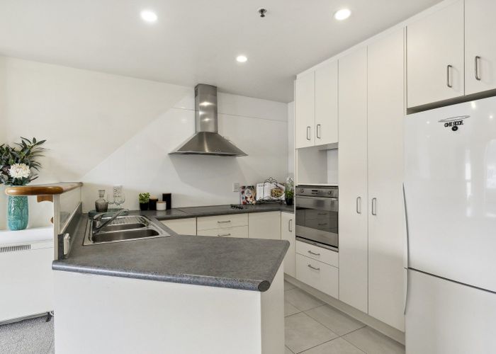  at 608/120 Courtenay Place, Te Aro, Wellington