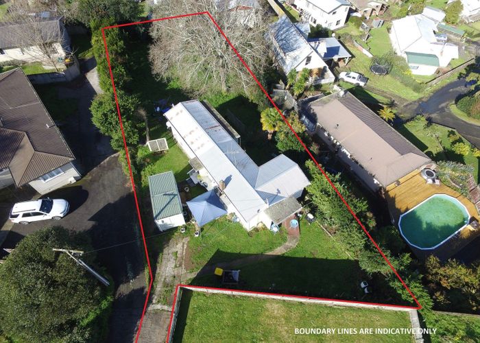  at 27 Gibson Road, Dinsdale, Hamilton