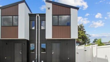  at 17D Midgley Road, West Harbour, Auckland
