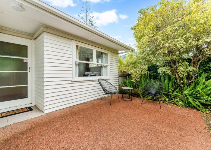  at 56 Taupo Street, Green Bay, Waitakere City, Auckland
