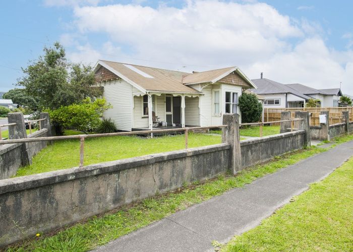 Free property data for 299 Kahutia Street, Gisborne homes.co.nz