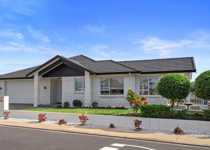  at 32 Oceania Sands Way, Papamoa Beach, Papamoa