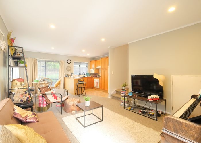  at 25/8 Margan Avenue, New Lynn, Auckland