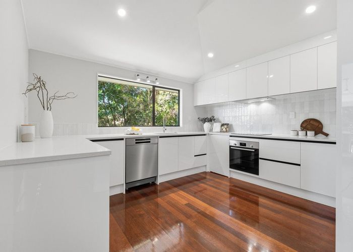  at 2 Seaford Place, Murrays Bay, North Shore City, Auckland