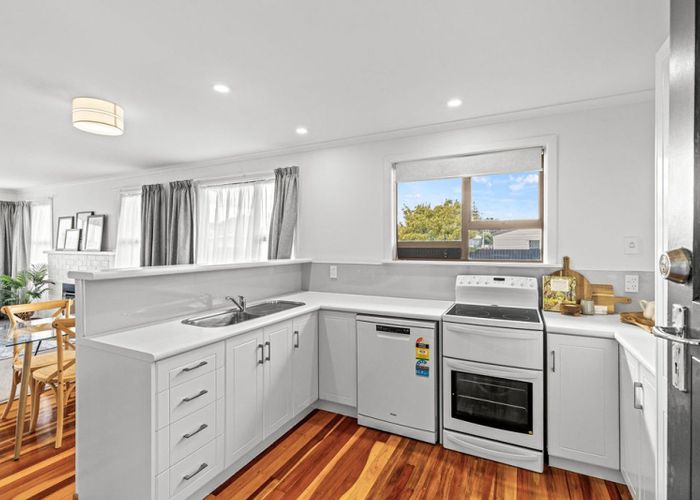  at 6 Omori Place, Castlecliff, Whanganui, Manawatu / Whanganui