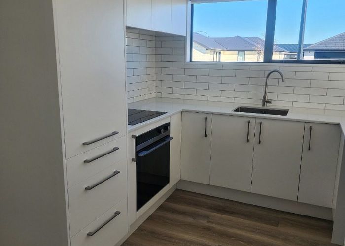  at 24 Stackwood Avenue, Woodend, Waimakariri, Canterbury