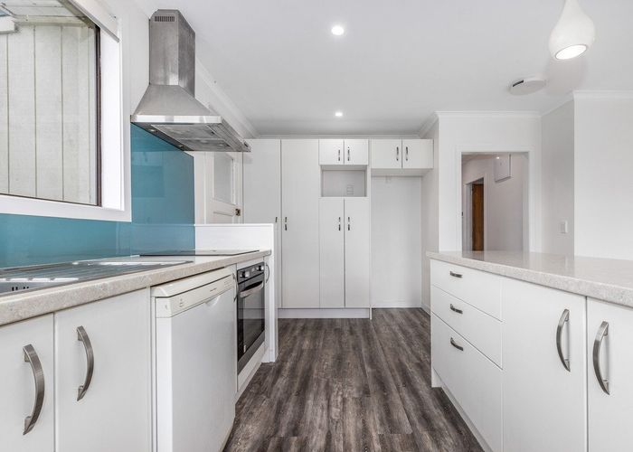  at 124 Te Pene Avenue, Titahi Bay, Porirua
