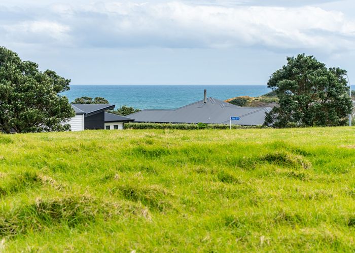 at 38 Sunset Drive, Baylys Beach, Kaipara, Northland