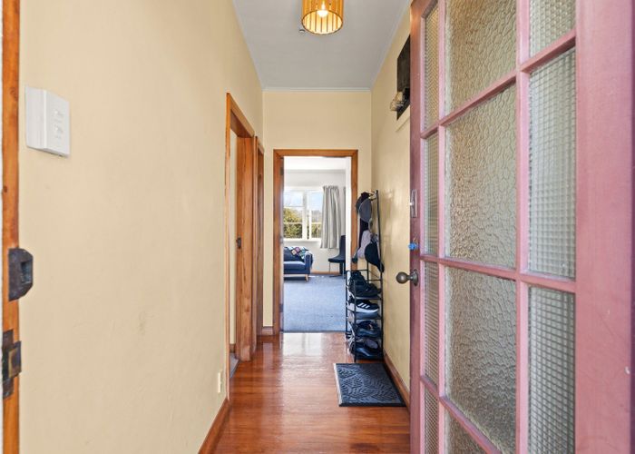  at 28 Dornoch Street, Kew, Dunedin