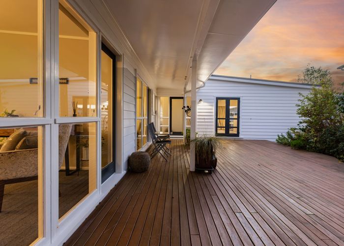  at 9 Annan Grove, Papakowhai, Porirua, Wellington