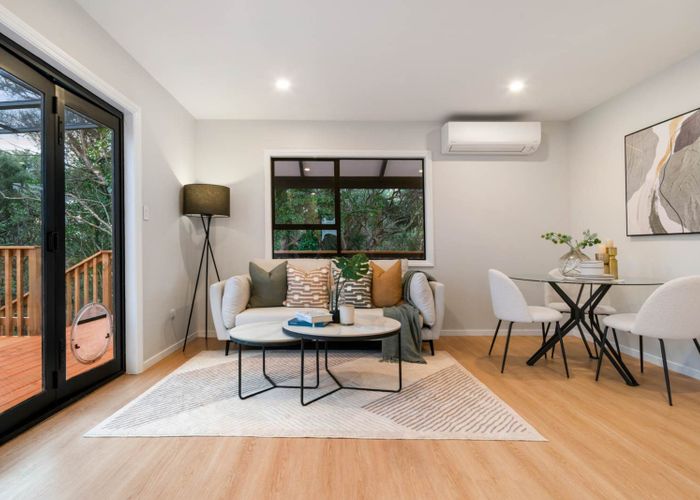  at 11 Claverdon Drive, Massey, Waitakere City, Auckland