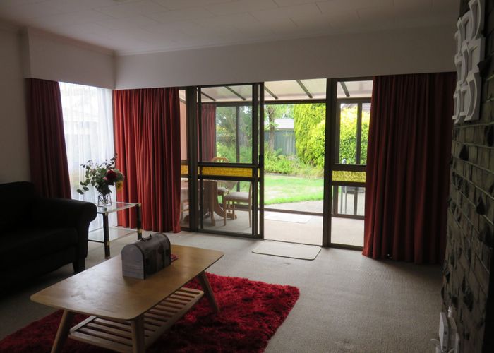  at 12a Palm Avenue, Hokowhitu, Palmerston North, Manawatu / Whanganui