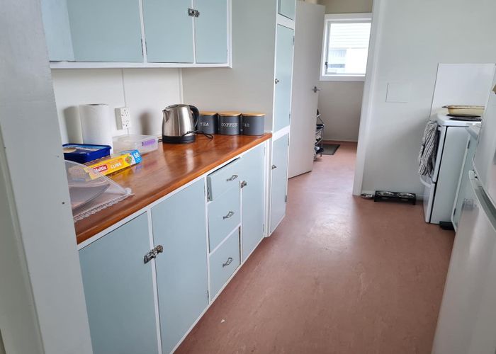  at 27B  Loongana Street, Waitangirua, Porirua, Wellington