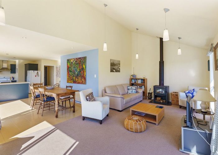  at 17 Hona Street, Waikanae Beach, Kapiti Coast, Wellington