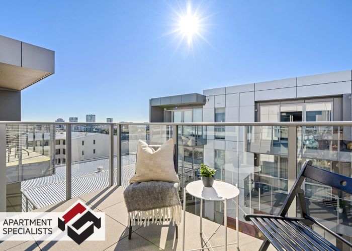  at 21 Virginia Avenue East, Eden Terrace, Auckland City, Auckland