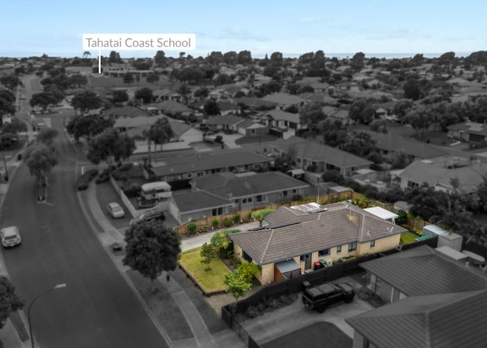  at 153 Evans Road, Papamoa Beach, Tauranga, Bay Of Plenty