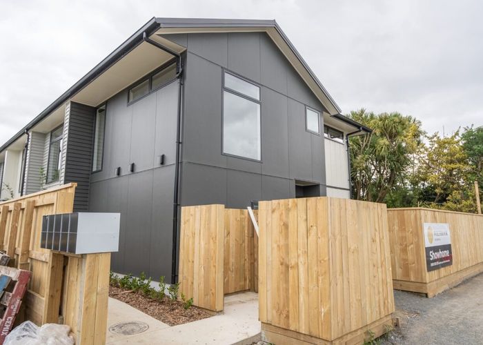  at 1/207 Oxford Tce, Avalon, Lower Hutt, Wellington