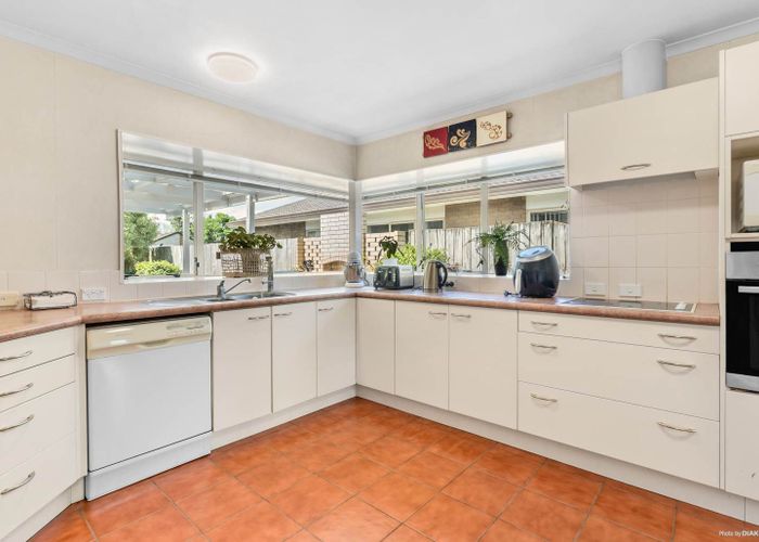  at 75 Tington Avenue, Wattle Downs, Manukau City, Auckland