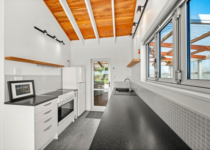  at 237 Admiral Road, Carterton, Carterton, Wellington