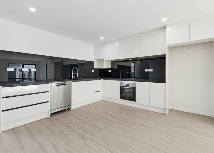  at 12/13 Kimpton Road, Papatoetoe, Manukau City, Auckland