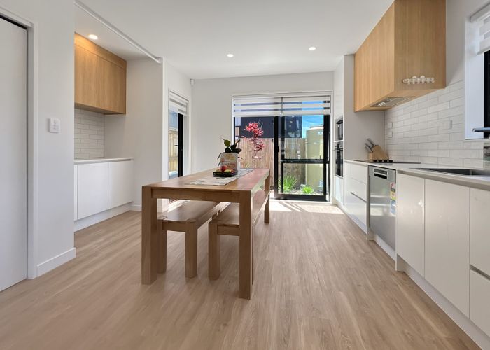  at 1 Irwin Lane, Windsor Park, North Shore City, Auckland