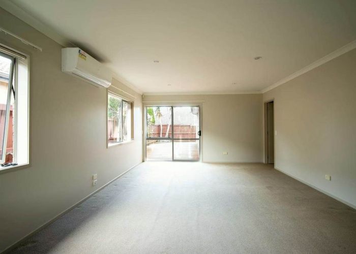  at 3 Villarosa Lane, Flat Bush, Manukau City, Auckland