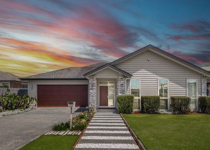  at 17 Larmer Drive, Kumeu