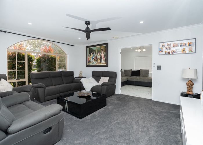  at 22 Farringdon Avenue, Rototuna North, Hamilton