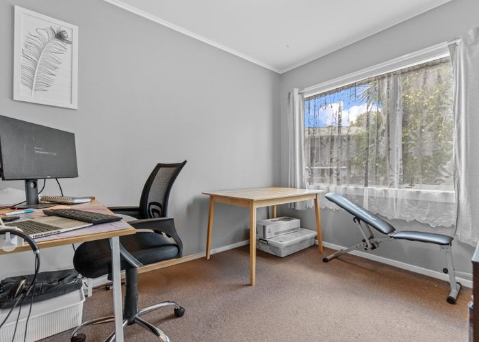  at 5 Joanna Place, Deanwell, Hamilton, Waikato