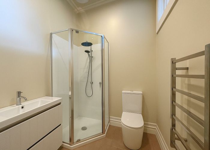  at 9B Sentinel Road, Herne Bay, Auckland City, Auckland