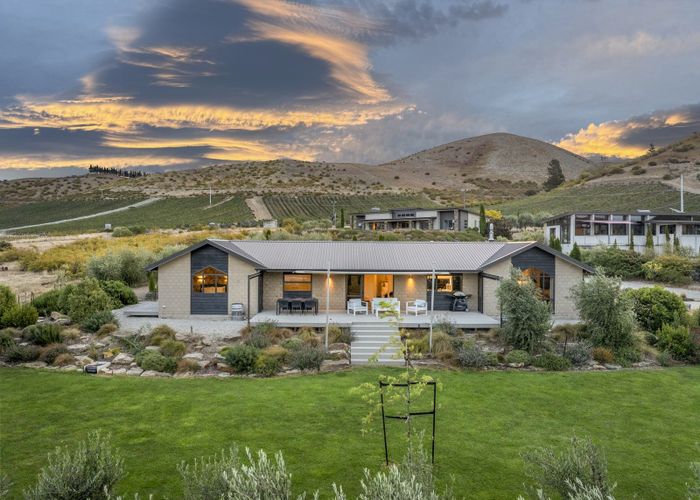  at 9 Mallett Lane, Cromwell, Central Otago, Otago