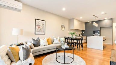  at 2/69 Lake Road, Devonport, Auckland
