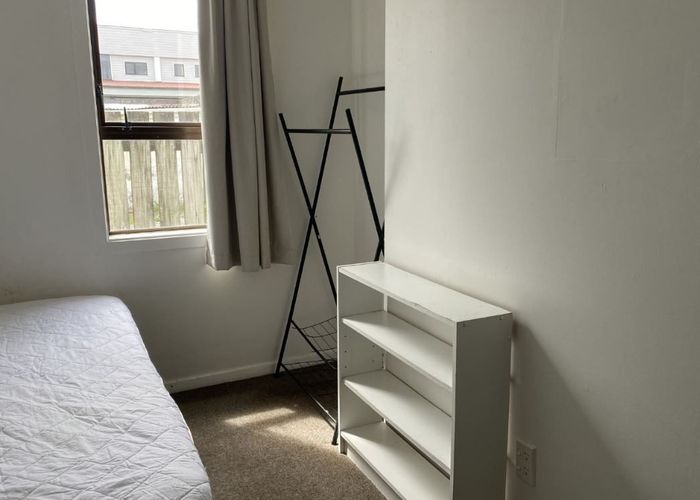  at 35 Bay Street, Petone, Lower Hutt, Wellington