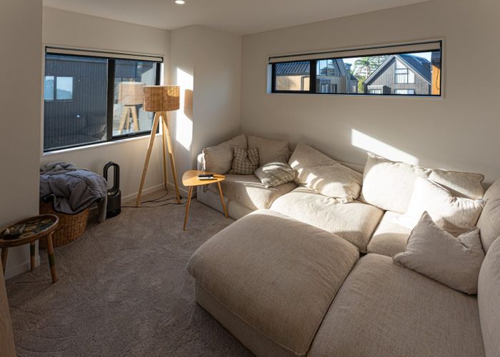  at 10/8 Orne Street, Torbay, Auckland