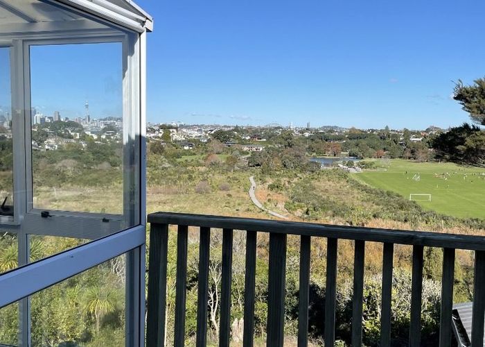  at 89 Exmouth Road, Northcote, North Shore City, Auckland