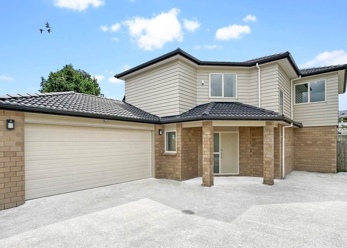  at 99C Canal Road, Avondale, Auckland