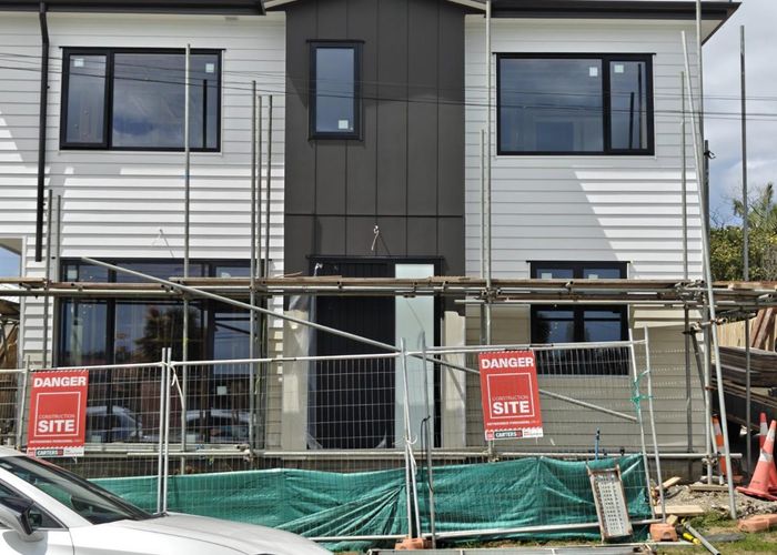 at 3B Cobham Crescent, Kelston, Waitakere City, Auckland