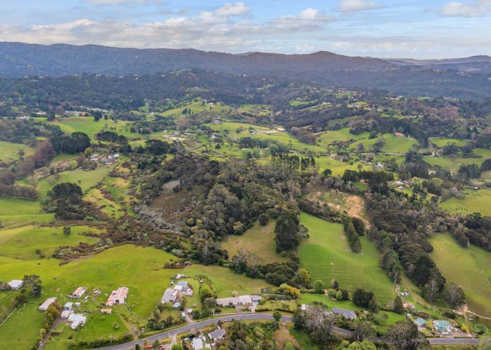  at 63 Candia Road, Henderson Valley, Auckland